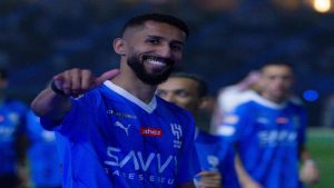 الروقي يعلن تفاصيل انتقال سلمان الفرج للنصر السعودي