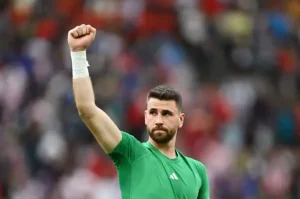 بعد يورو 2024.. حارس أسبانيا في حاجة لعملية جراحية عاجلة