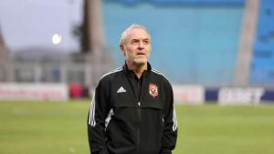 كولر يستبعد 4 نجوم من تشكيل الأهلي أمام الزمالك في نهائي السوبر المصري
