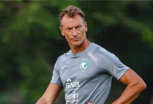 سيكون التعاقد مع رينارد لتدريب المنتخب أسوأ قرار في تاريخ الكرة السعودية، وستندمون على ذلك… جستنيه يحذر من هذه الخطوة.