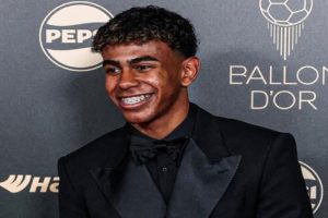 يامال حفل البالون دور اليوم.. جائزة أفضل لاعب شاب في العالم 2024