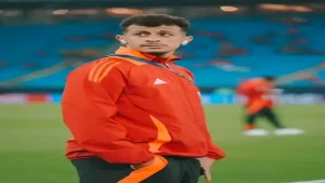 خطأ إداري أم إعلامي.. القصة الكاملة لأزمة مشاركة عمر الساعي في مباراة مودرن سبورت